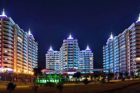 AZURA PARK IN ALANYA