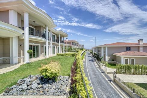 beachfront villa in Istanbul